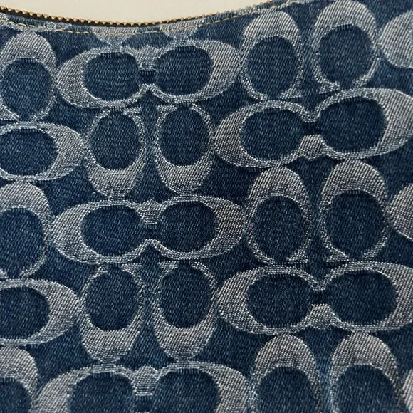 Coach Denim Swinger - Picture 5 of 9